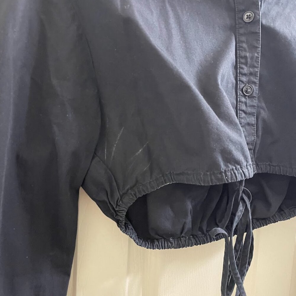 Matthew Bruch cropped tied button-up top - Picture 7 of 12